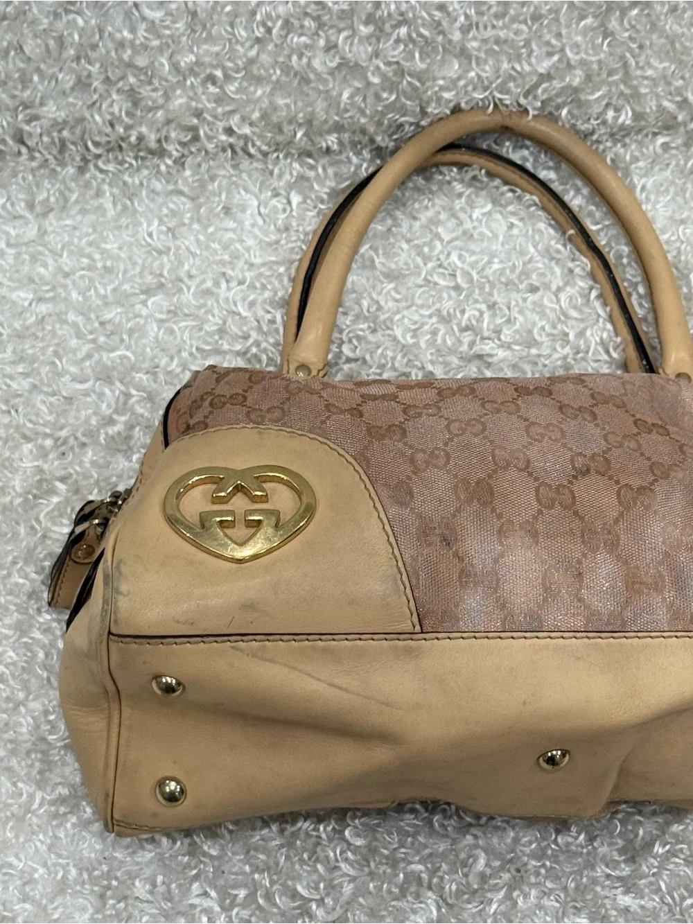 Gucci boston heart